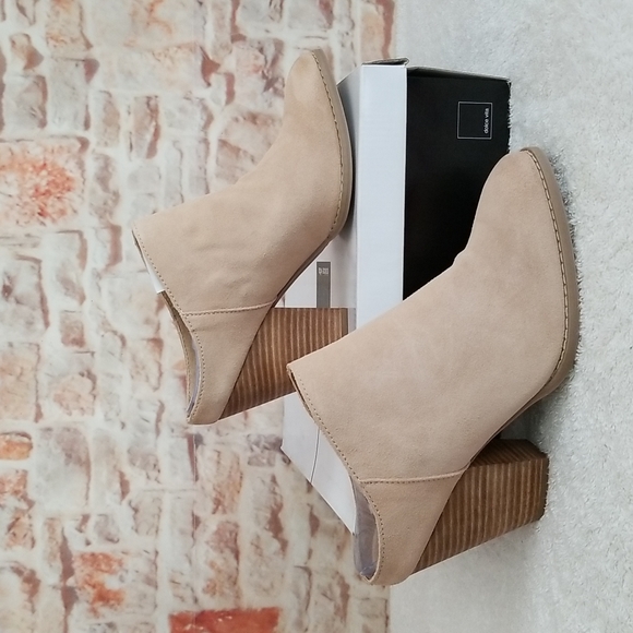 New Dolce Vita Heath Suede Mules - Picture 11 of 15